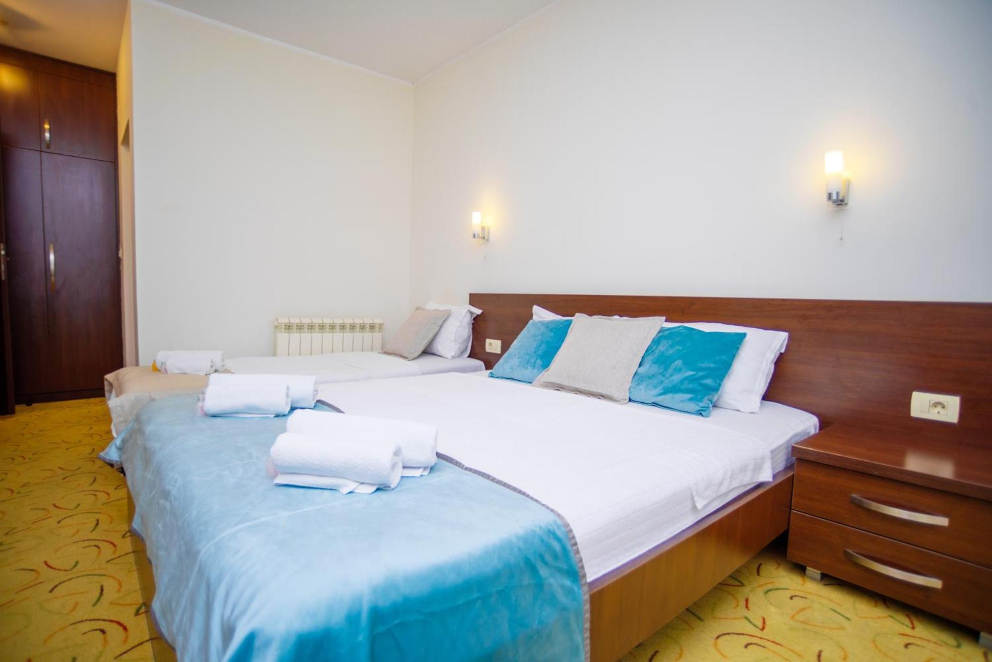 Hotel Odissey Jaz บุดวา ภายนอก รูปภาพ